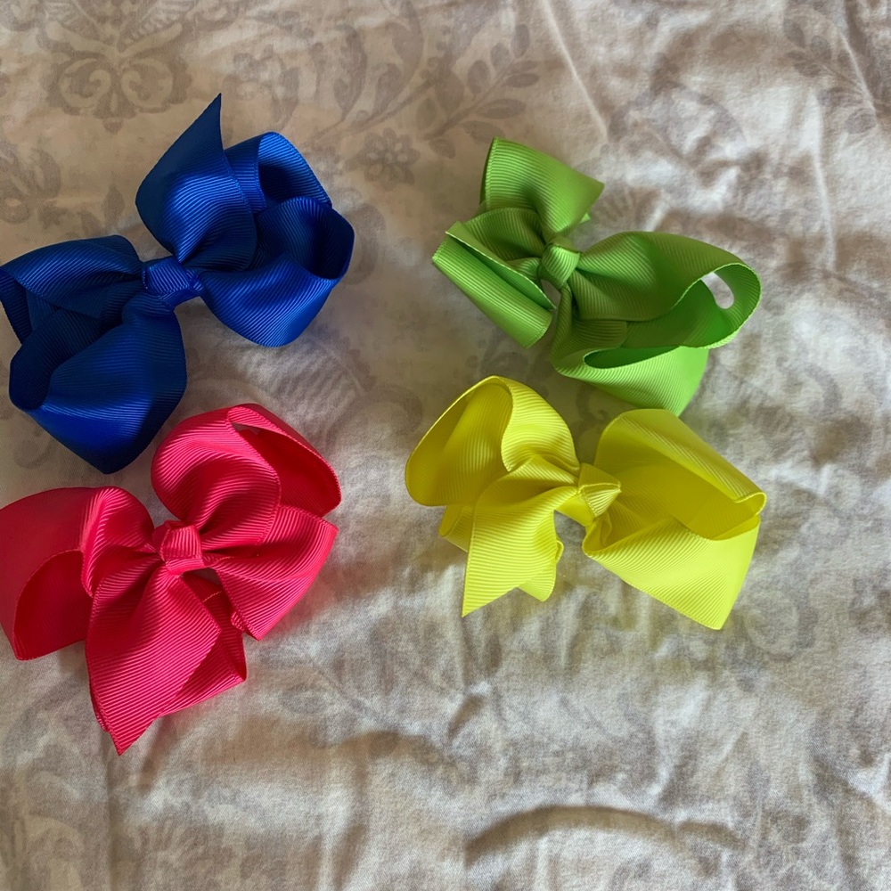 4 piece Bow Bundle 🎀